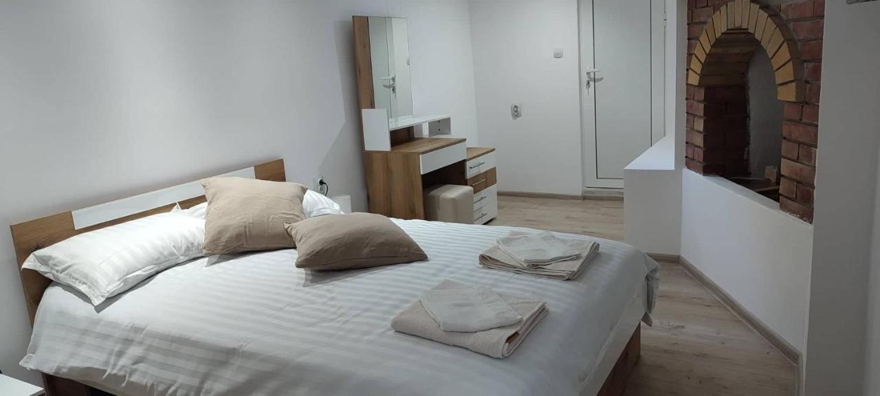 Arts Guest House -Beautiful Villa For 6 Persons Veliko Tarnovo Exterior photo
