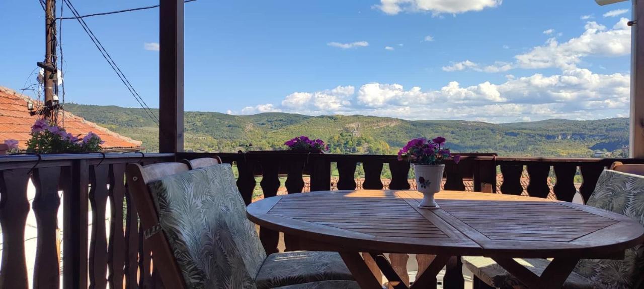 Arts Guest House -Beautiful Villa For 6 Persons Veliko Tarnovo Exterior photo